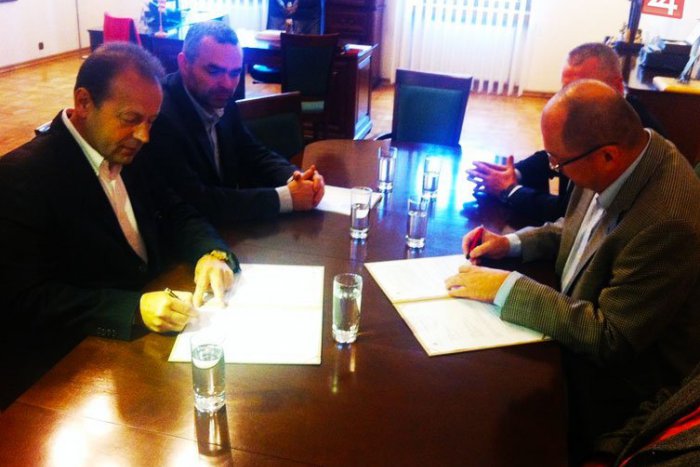 Ilustračný obrázok k článku Dobré správy, smeruje k nám ďalší investor: 50 nových miest a priemerná mzda až 1000 €!