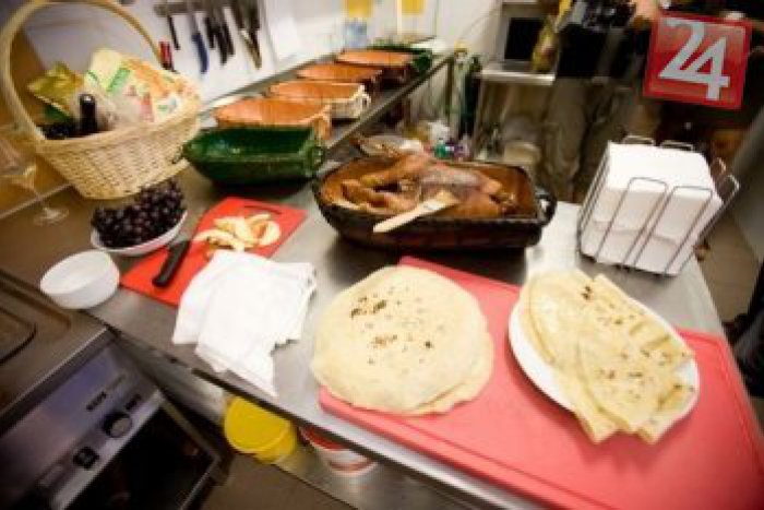 Ilustračný obrázok k článku V Tatrách si odborníci posvietia na úroveň reštaurácií. Kontroly prebehnú inkognito