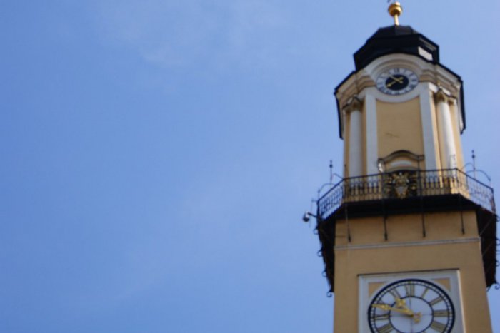 Ilustračný obrázok k článku Hodinová veža je zavretá už od leta: Kedy sa opäť dočkáme vyhliadky z dominanty mesta?