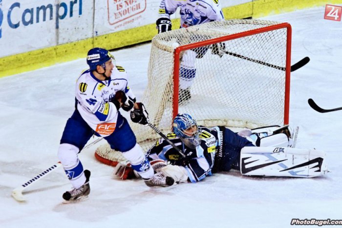 Ilustračný obrázok k článku Nitra doma stále neporazená: Hokejisti Popradu prehrali pod Zoborom!