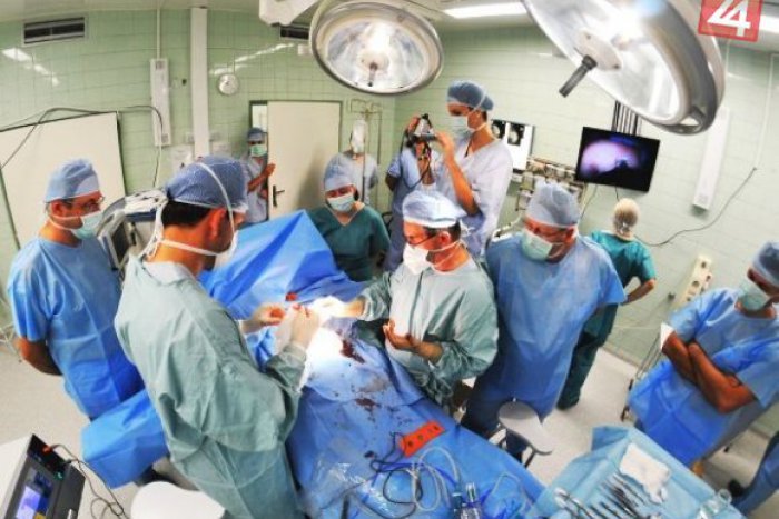 Ilustračný obrázok k článku Pacientka chce video svojej operácie, doktori z Trnavy ho mali zostrihať!
