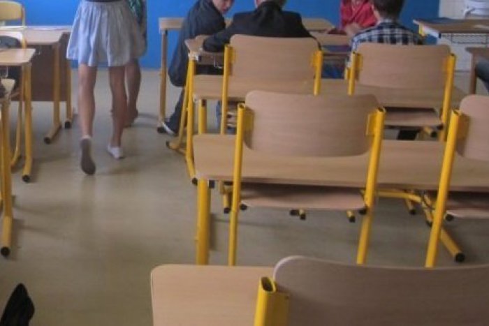 Ilustračný obrázok k článku Veľký sexuálny škandál: Učiteľka z Humenného podľa polície zneužívala len 12-ročného žiaka!