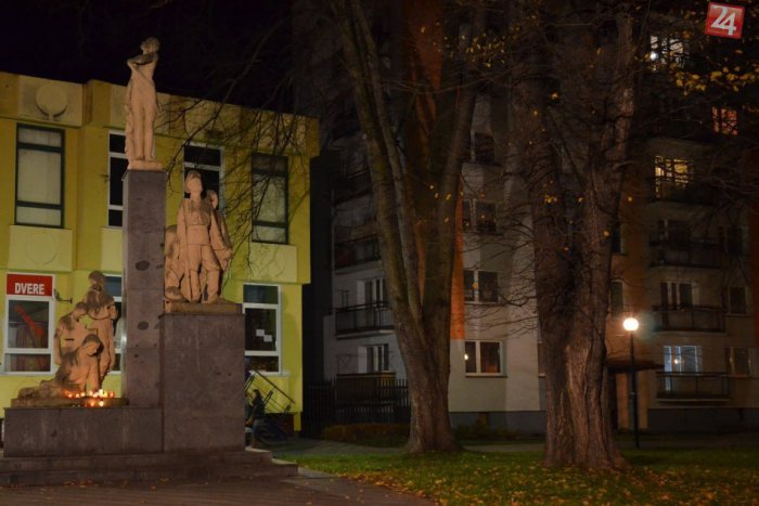 Ilustračný obrázok k článku Víkendový program: Spomienka na Nežnú revolúciu, koncerty a ďalšie podujatia