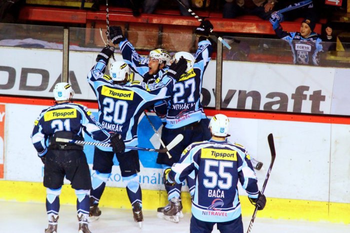 Ilustračný obrázok k článku Krutý výsledok pre oceliarov v šlágri kola: Nitra doma stále bez prehry