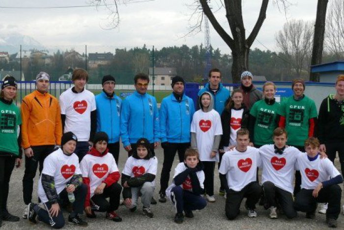 Ilustračný obrázok k článku Beh proti nenávisti: Popradskí školáci vybehali vo svojom meste srdce