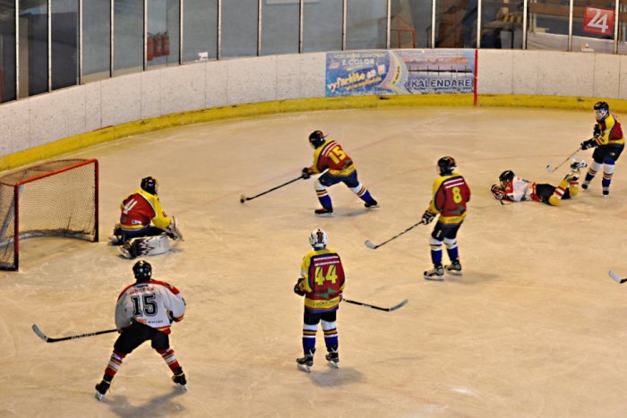 Ilustračný obrázok k článku Víkend v mládežníckom hokeji: Žiaci si poradili s Považskobystričanmi