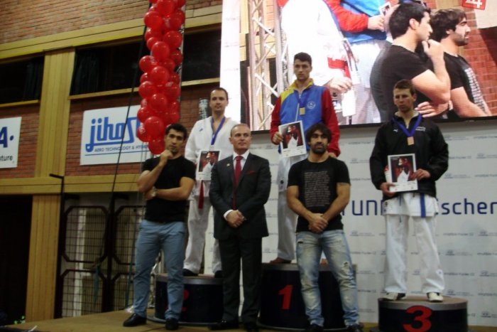 Ilustračný obrázok k článku Revúcky karatista Peter Pauliny: Úspechy žne doma aj v zahraničí!