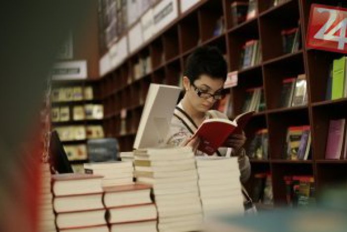 Ilustračný obrázok k článku Život v priebehu 150 rokov dokumentuje kniha Brezno v spomienkach: Pokrstia ju vo štvrtok