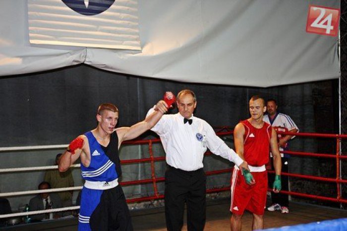 Ilustračný obrázok k článku Boxerista Filip (26) z Klačna má olympijske ambície, na M SR bol druhý