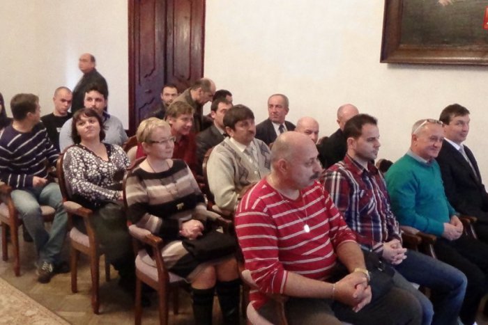 Ilustračný obrázok k článku V humenskom kaštieli odovzdávali plakety aj medailu: Toto sú tí, ktorí si ich zaslúžili