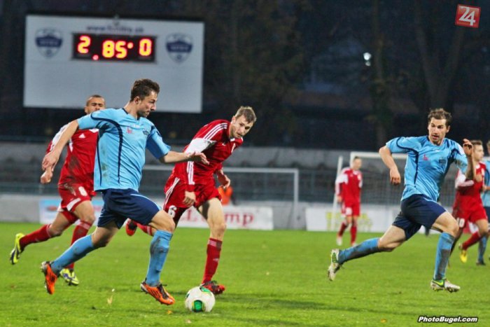 Ilustračný obrázok k článku Futbalové prekvapenie pod Zoborom: Domáci zdolali Banskú Bystricu!