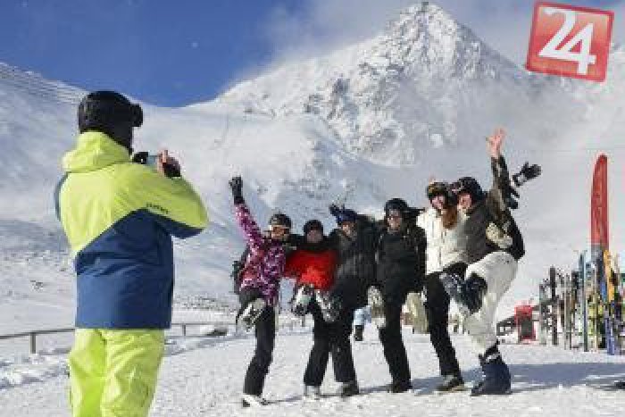 Ilustračný obrázok k článku Mínusové teploty a aj sneh: V Tatrách odštartovalo zasnežovanie, zalyžujeme si už cez víkend?