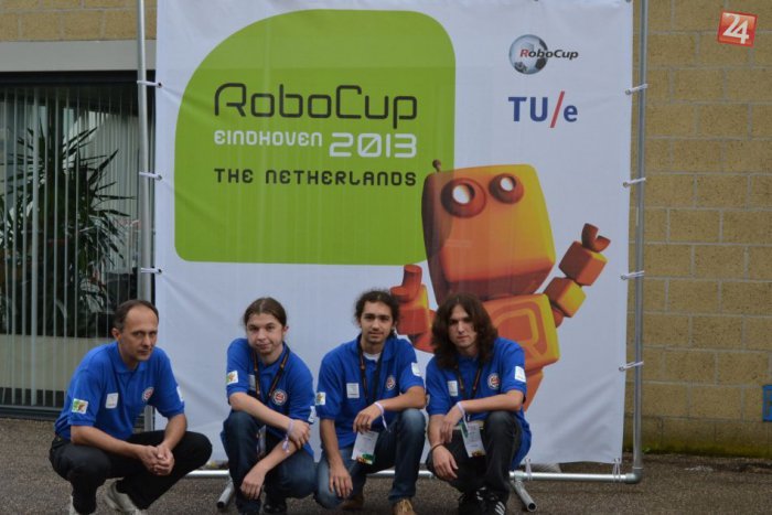 Ilustračný obrázok k článku Prešovských študentov ocenil minister: Zostrojili tancujúceho robota!