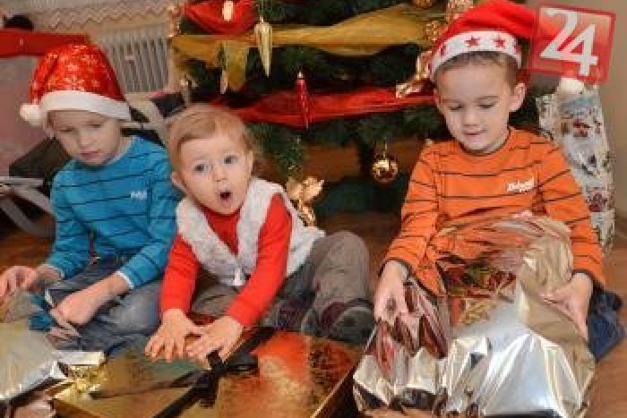 Ilustračný obrázok k článku Predvianočná ANKETA v uliciach mesta: Zachvátila už Bystričanov nákupná horúčka?