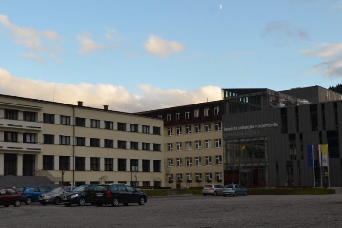 Ilustračný obrázok k článku VEĽKÝ PREHĽAD: Ako dopadli fakulty KU v celoslovenskom porovnaní?