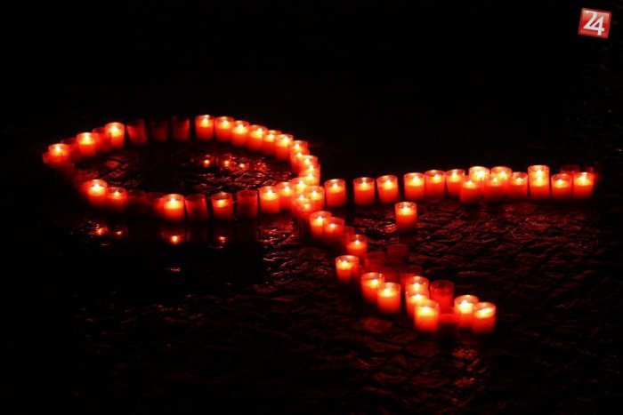 Ilustračný obrázok k článku Novozámčania sa zapoja do Sviečkového pochodu: Podporia svetový deň AIDS