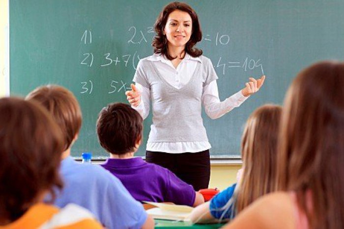 Ilustračný obrázok k článku Učitelia chcú byť lepší. O tom je ich časopis DOBRÁ ŠKOLA