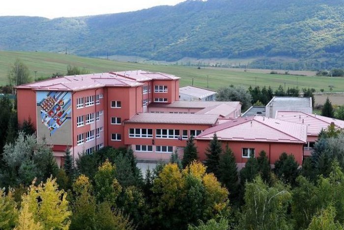 Ilustračný obrázok k článku Rebríček top škôl v Košickom kraji: Základná škola akademika Jura Hronca v TOP 20!