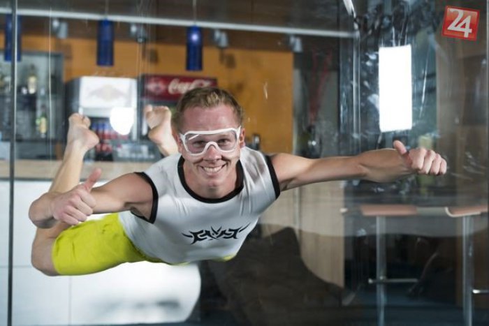 Ilustračný obrázok k článku OBRAZOM: Indoor Skydiving konečne aj na Slovensku. Túto atrakciu musíte vyskúšať aj vy!