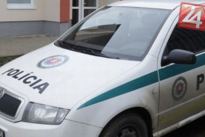 Ilustračný obrázok k článku Poštárka zažila v tichej uličke hrozné chvíle: Prepadol ju muž so zbraňou!