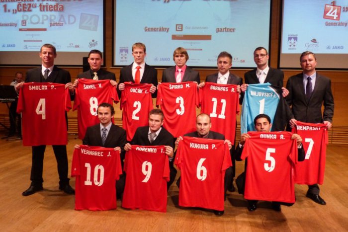 Ilustračný obrázok k článku Futbalová jedenástka 2013: Poznáme najlepších futbalistov spod Tatier