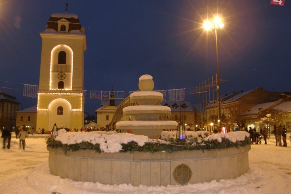 Ilustračný obrázok k článku Prvá sviečka sa rozhorí už čoskoro. Lákadlá obľúbených adventných nedieľ v Brezne