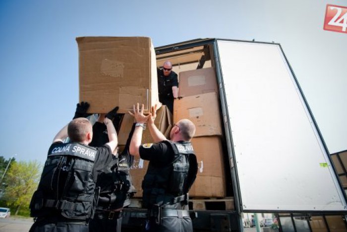 Ilustračný obrázok k článku Výcvik slovenských colnikov: Zahraniční sa od košických budú učiť v teréne!