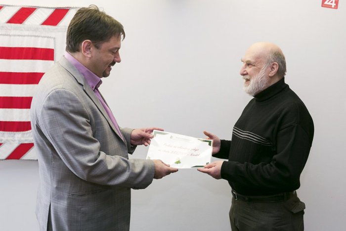 Ilustračný obrázok k článku Plaváreň či korčuľovanie zadarmo? V Bystrici je to možné, mesto žrebovalo mikulášsku tombolu