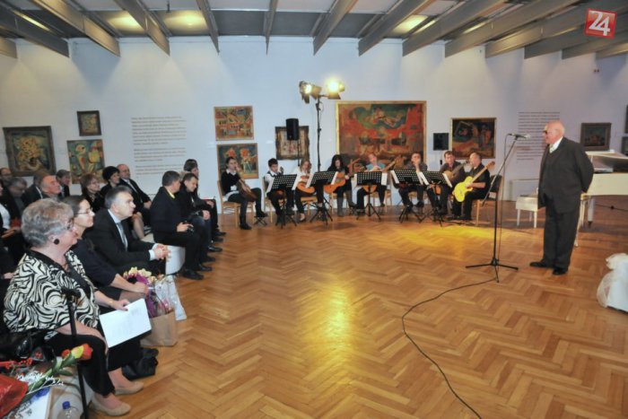 Ilustračný obrázok k článku Anton Péteri: Po šesťdesiatke človek ešte snuje aj plány, no radšej spomína