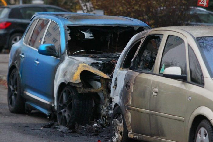 Ilustračný obrázok k článku Na Klokočine zhorelo luxusné Porsche: Úradoval podpaľač?