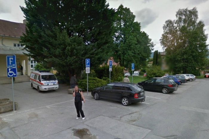 Ilustračný obrázok k článku Od nového roka budeme platiť za parkovie aj pri novej Poliklinike či Okresnom súde