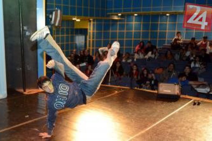 Ilustračný obrázok k článku Rómske deti to poriadne rozbalili v Košiciach: Nechýbali koledy ani breakdance
