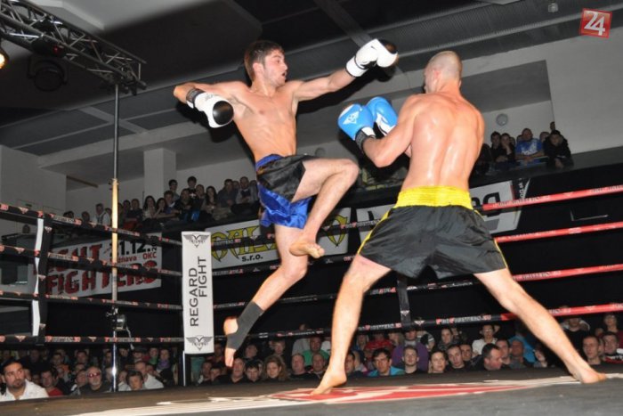 Ilustračný obrázok k článku VIDEO: Takto si dávali do tela fighteri počas Noci bojovníkov