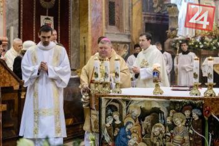 Ilustračný obrázok k článku Trojkráľová omša v Nitre: Biskup sa prihovoril veriacim