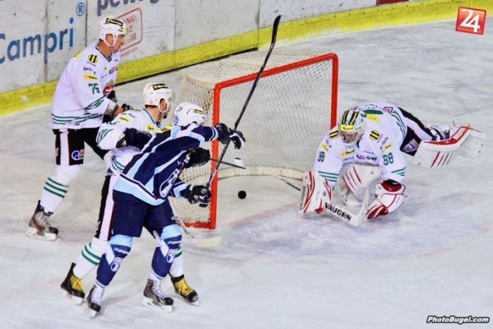 Ilustračný obrázok k článku Skvelý hokej v Skalici: Nitra rozdrvila domáci tím!