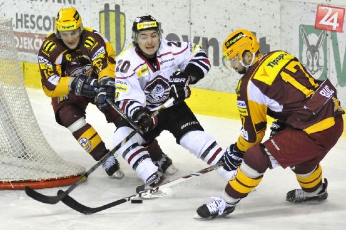 Ilustračný obrázok k článku Barani hostili na domácom ľade Trenčanov: Domov ich poslali bez jediného bodu!