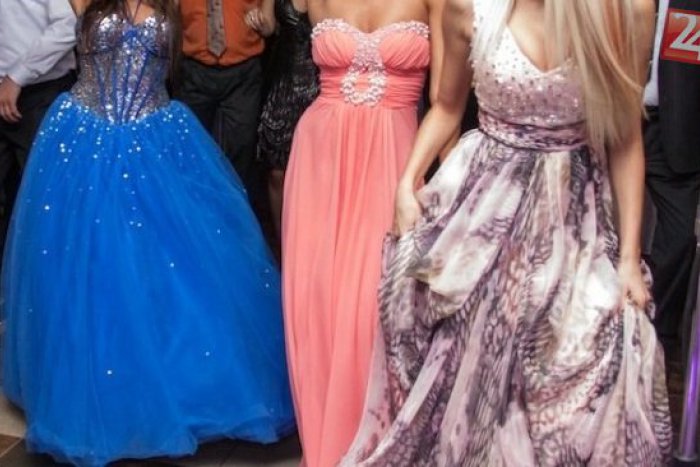 Ilustračný obrázok k článku Plesová sezóna začína aj v Humennom: Kde a kedy môžeme pretancovať noc?