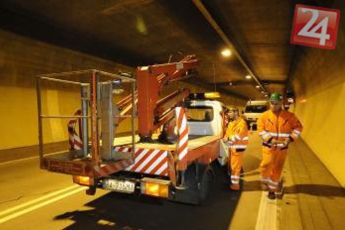 Ilustračný obrázok k článku Cez víkend čakajú motoristov v tuneli Branisko obmedzenia: Vykonávať sa bude údržba