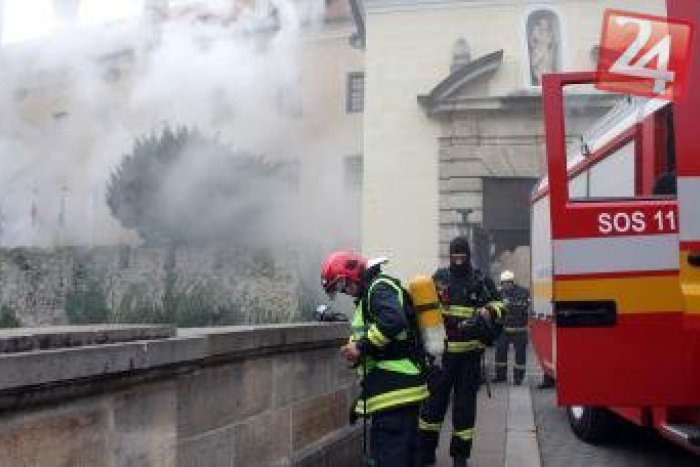 Ilustračný obrázok k článku Oheň ohrozoval historický dom na Hlavnej: To však nebolo všetko!