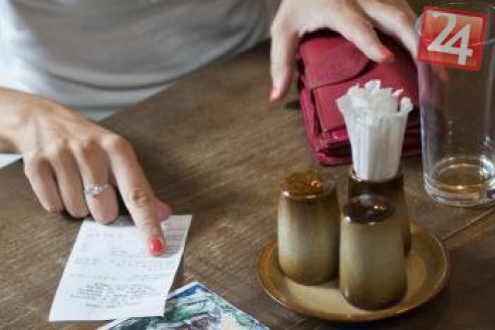 Ilustračný obrázok k článku Ťažkosti ľudí s platením účtov? Toto vás zamrazí: V BB kraji sme na tom úplne najhoršie!