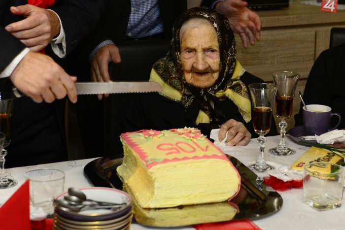 Ilustračný obrázok k článku Zomrela najstaršia Prešovčanka: Dožila sa 105 rokov a prežila všetky svoje deti