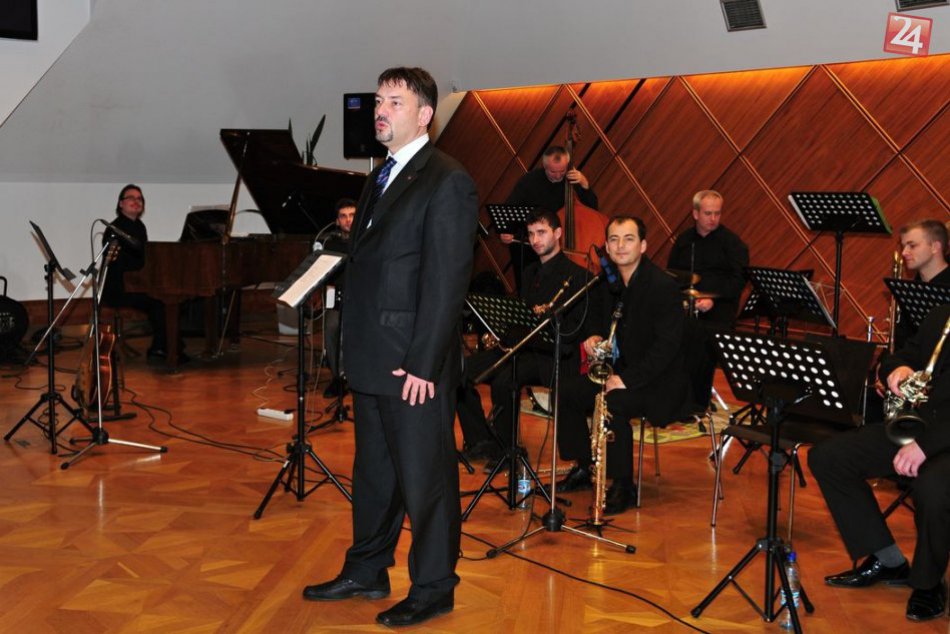 Ilustračný obrázok k článku Novoročný koncert v Zámkoch: Program si užijete vo Františkánskom kostole