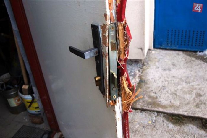 Ilustračný obrázok k článku Záťah na kremnické firmy: Zlodej vybielil štrnásť kancelárií!