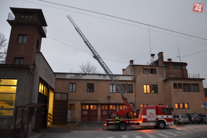 Ilustračný obrázok k článku Cesta na Donovaly začína byť strašiakom: Hasiči tam vyťahujú jedno auto za druhým