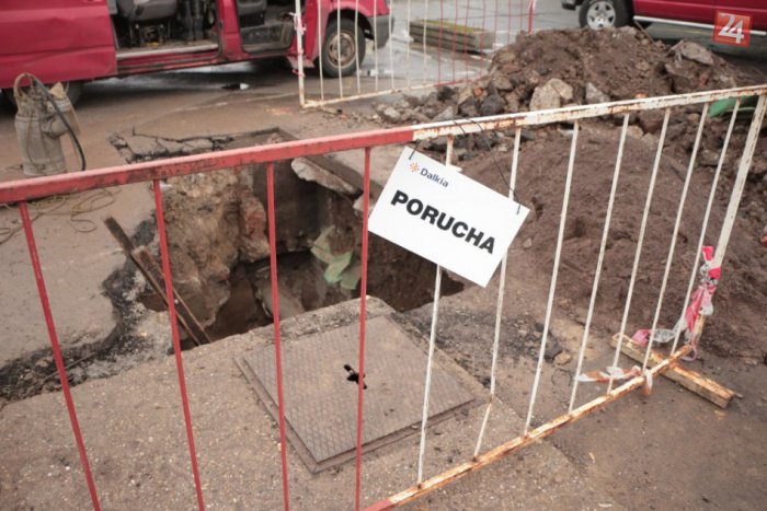 Ilustračný obrázok k článku V Hradci prasklo potrubie, Prievidžania zostali opäť bez vody!