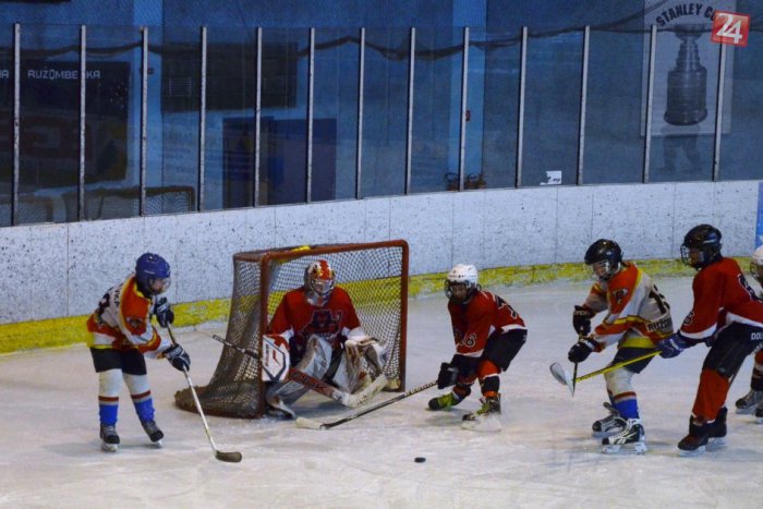 Ilustračný obrázok k článku Žiaci nastrieľali v Leviciach spolu 29 gólov, juniori doma iba jeden