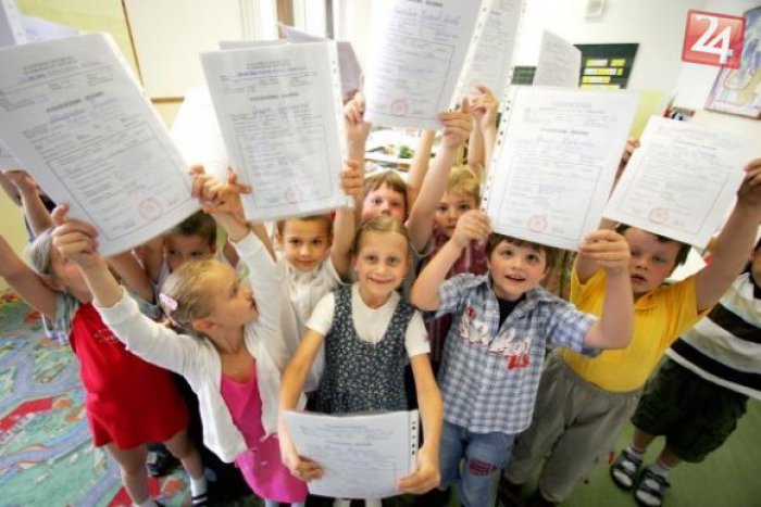 Ilustračný obrázok k článku Školáci majú v pondelok polročné prázdniny. Pozrite si, kedy budú jarné