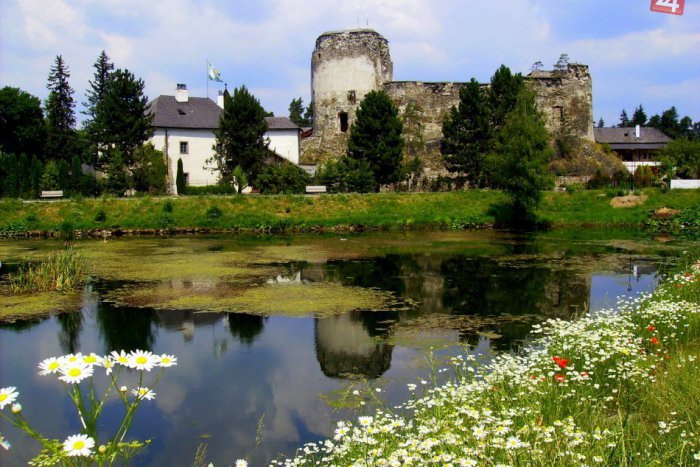 Ilustračný obrázok k článku L. Hrádok sa stará o svoju históriu: Majiteľom vzácnych budov pomáhajú pri revitalizácii