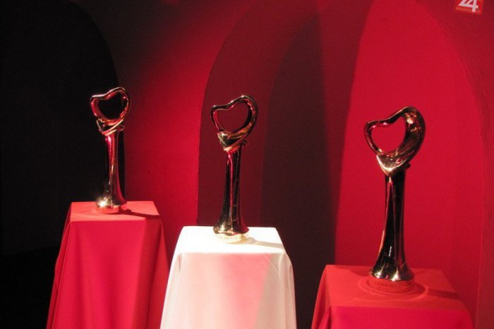 Ilustračný obrázok k článku Slávnostný deň v prešovskom PKO: Turčanová rozdala laureátom ceny primátorky aj mesta!