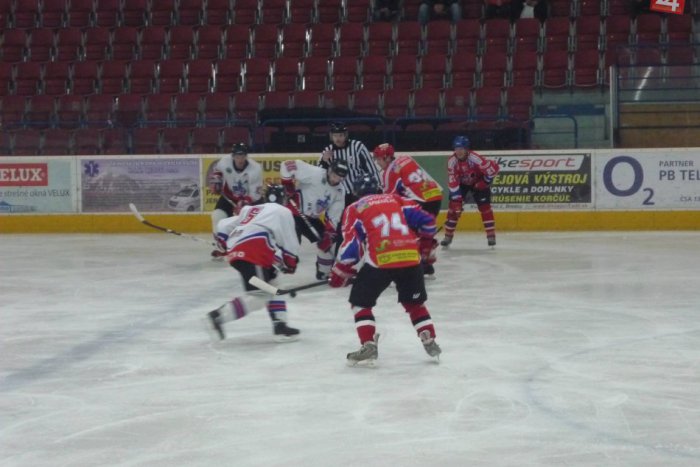 Ilustračný obrázok k článku Mikuláš uštedril breznianskym hokejistom facku: V oslabení dokázal streliť až 3 góly!